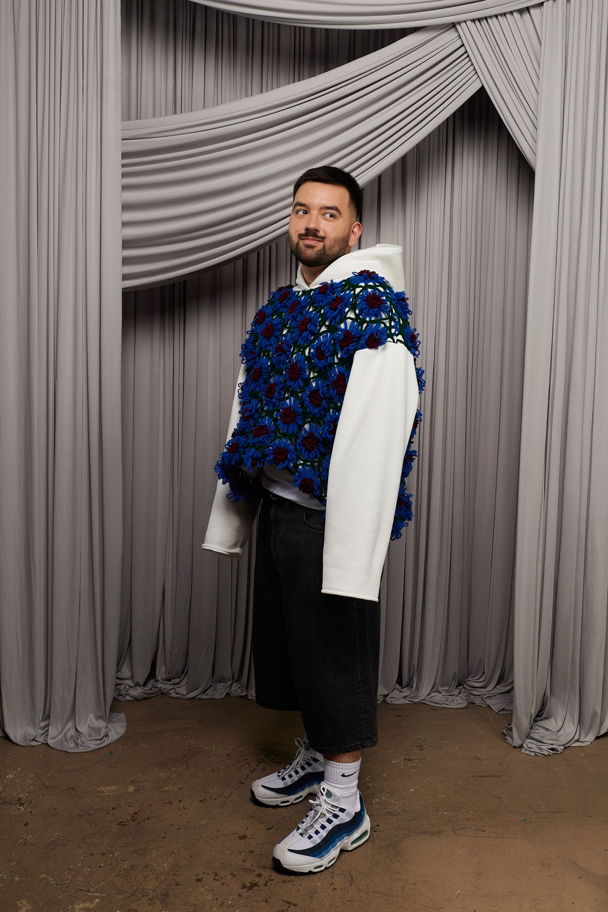 Look 28