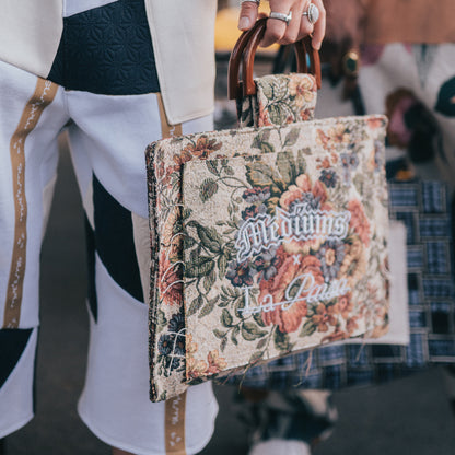 Tapestry Embroidered Purse